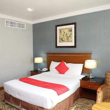 פוג'יירה City Plaza Hotel מראה חיצוני תמונה