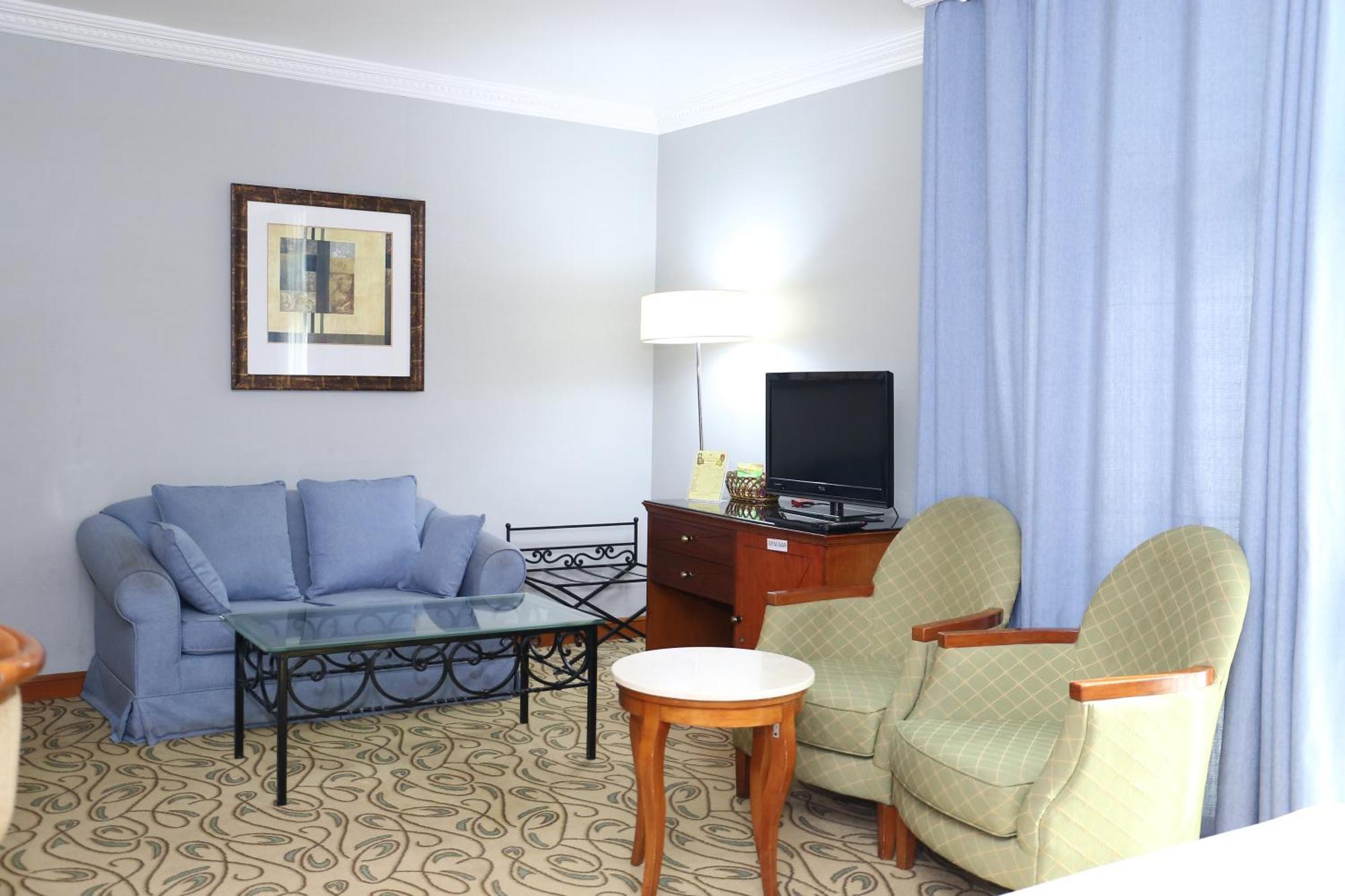 פוג'יירה City Plaza Hotel מראה חיצוני תמונה